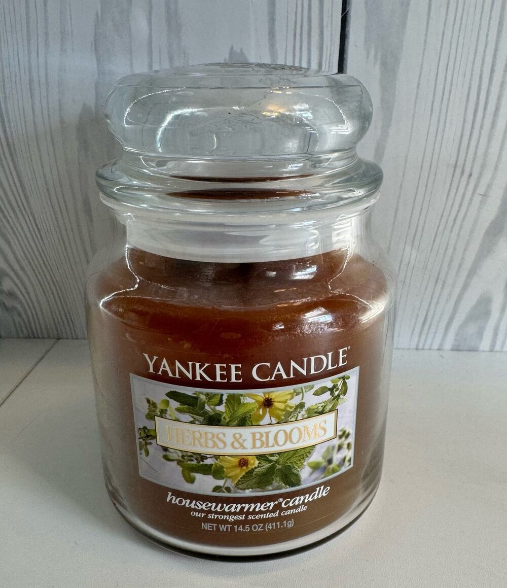 Yankee Candle Retired Herbs and Blooms  14.5 oz White Label Rare New